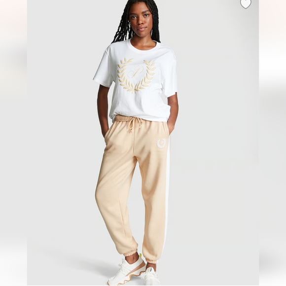 New Vs PINK Ivy Fleece Campus Sweatpants - Picture 1 of 5